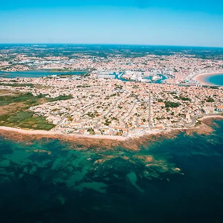 Maison Au Calme Pres Des Plages Ferienhaus